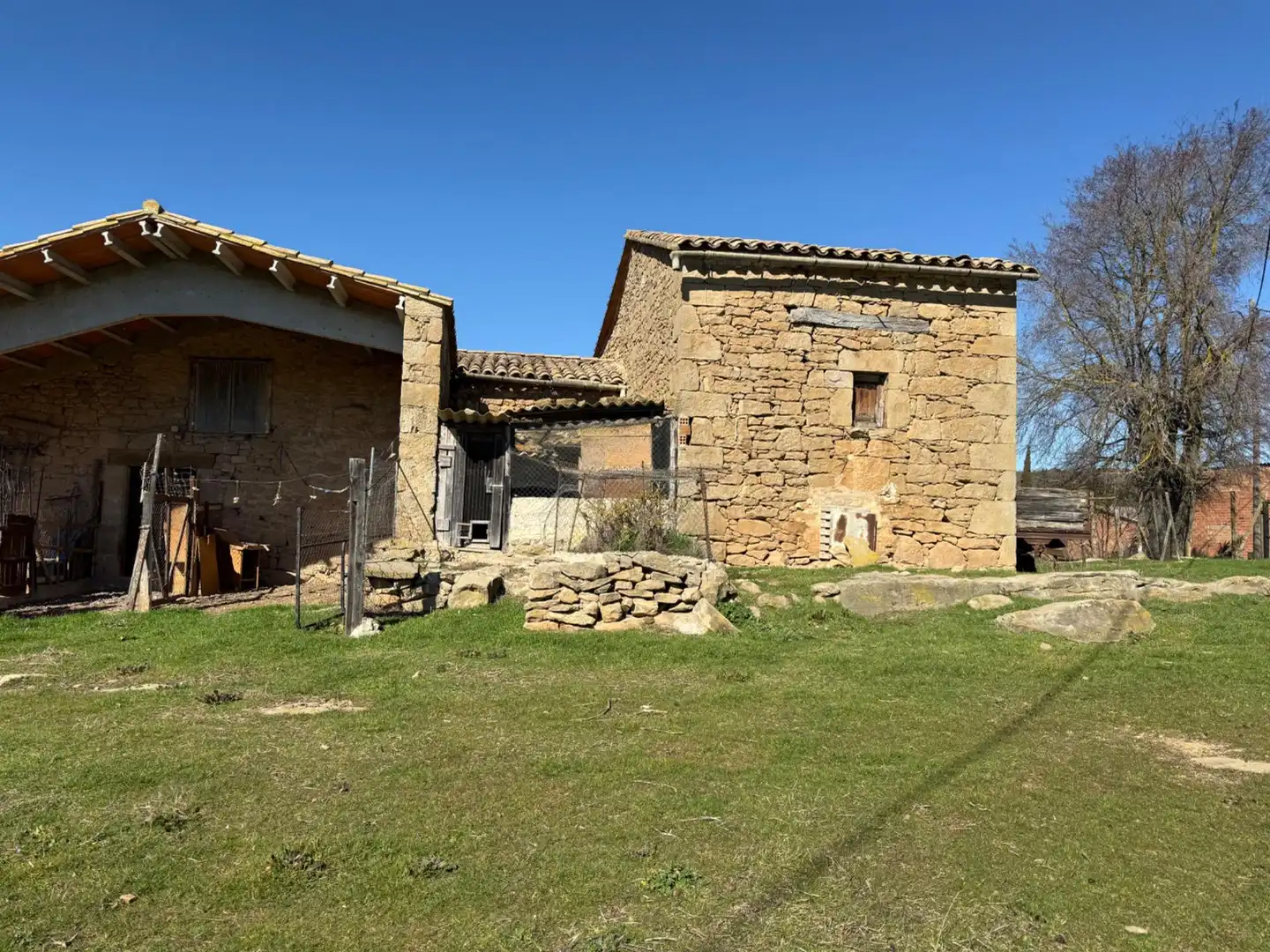 Vista exterior de Finca rústica en venda en Riner amb Terrassa i Traster