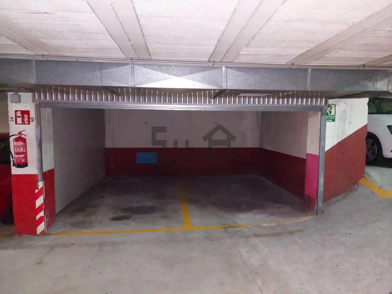Aparcament en venda a AVDA. UNIVERSIDAD