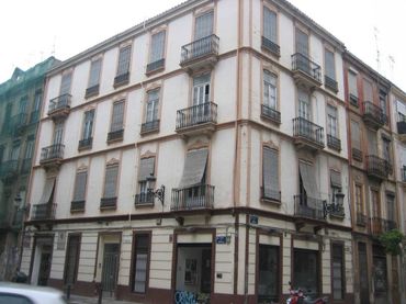 Pis amb balcó en venda a Calle Sevilla