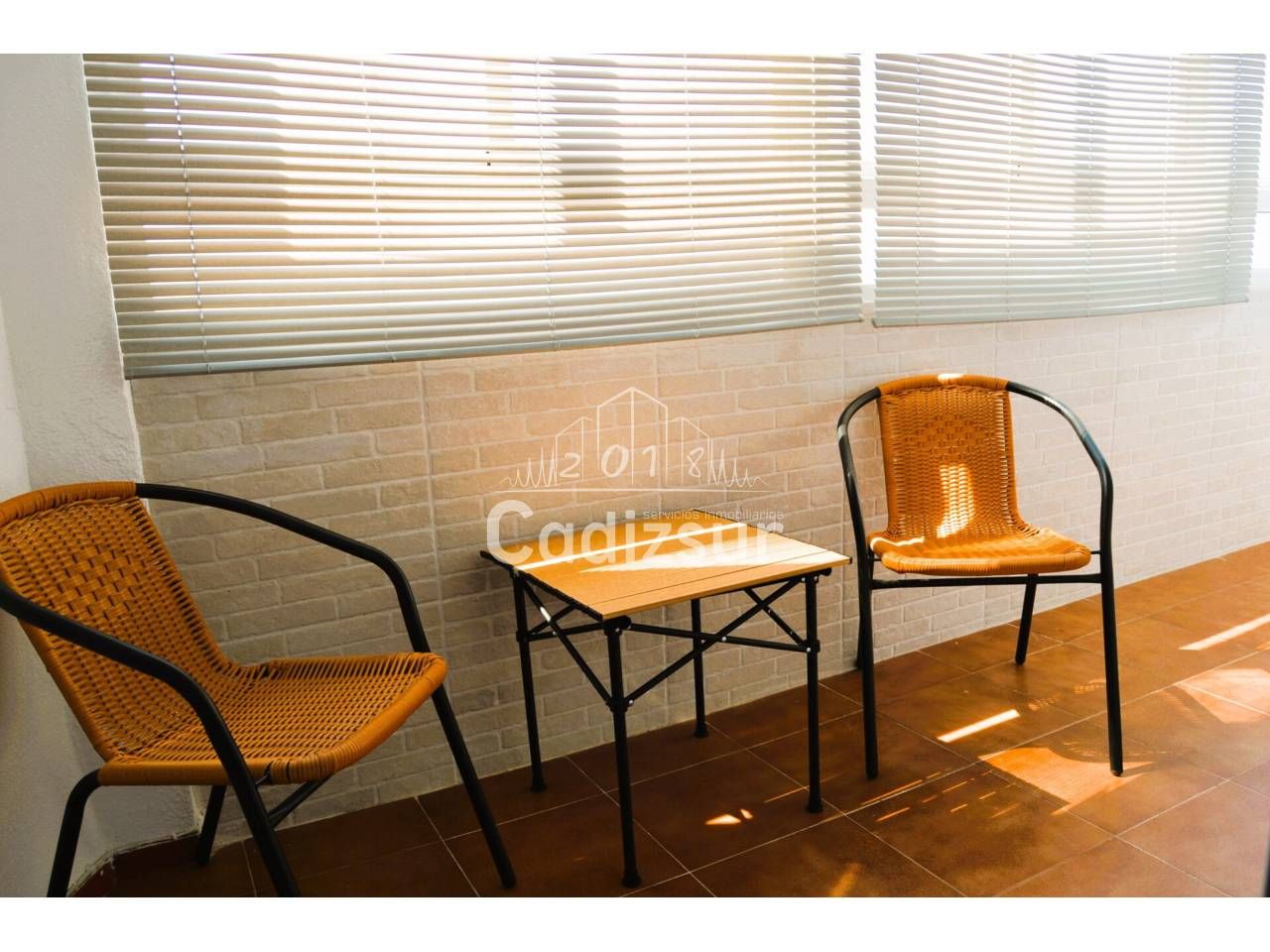 Piso de alquiler en Puntales - Zona Franca