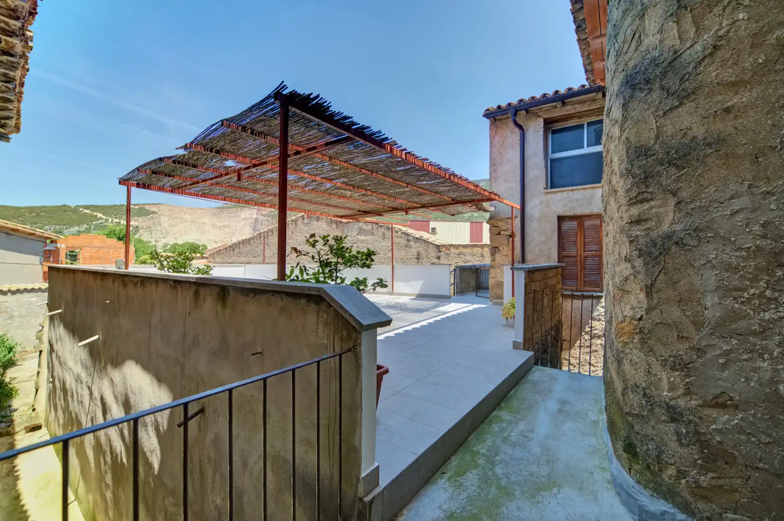 Terrace of Detached homes for sale in Liédena  with Heating, Terrace and Storage room