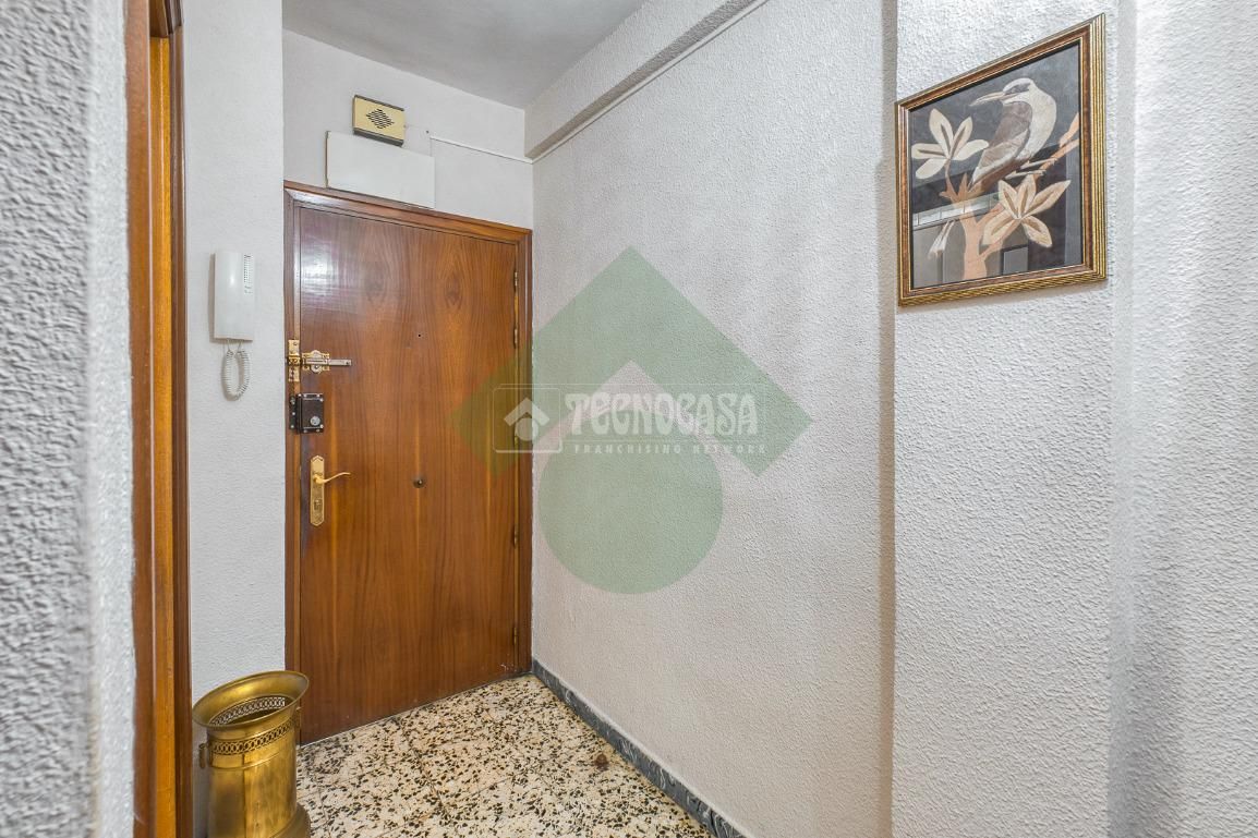Flat for sale in  Madrid Capital  with Heating