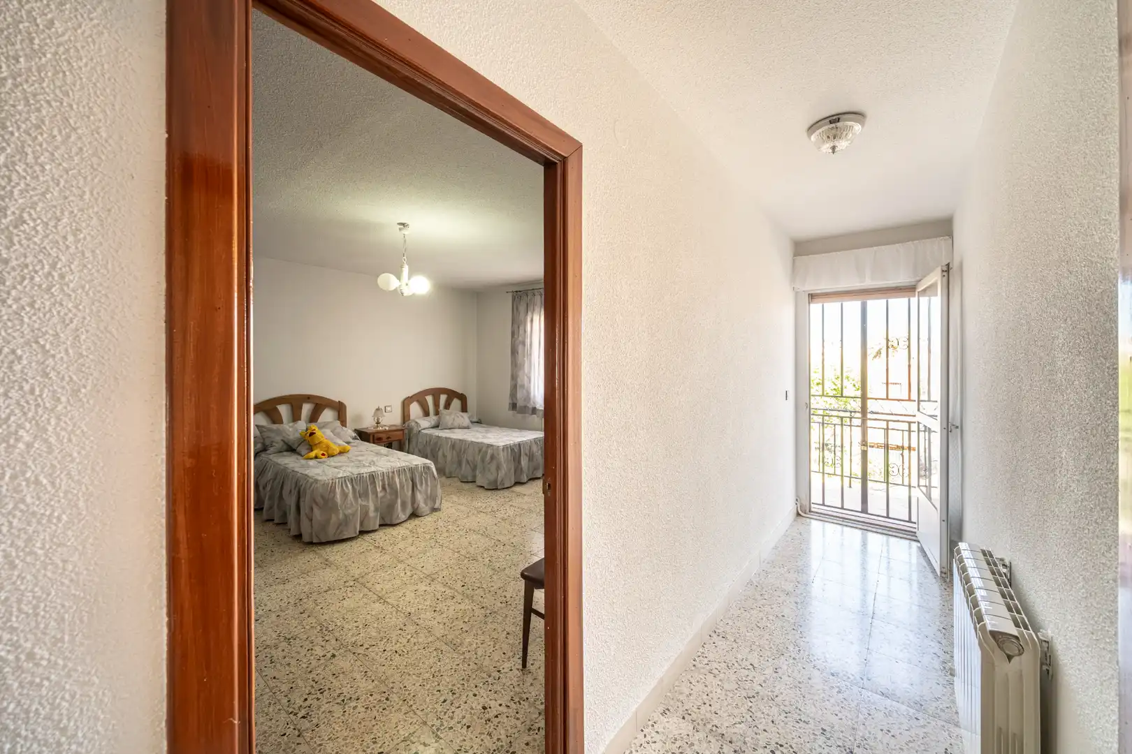 Casa aparellada amb jardí en venda a Calle de San José, imagen 9