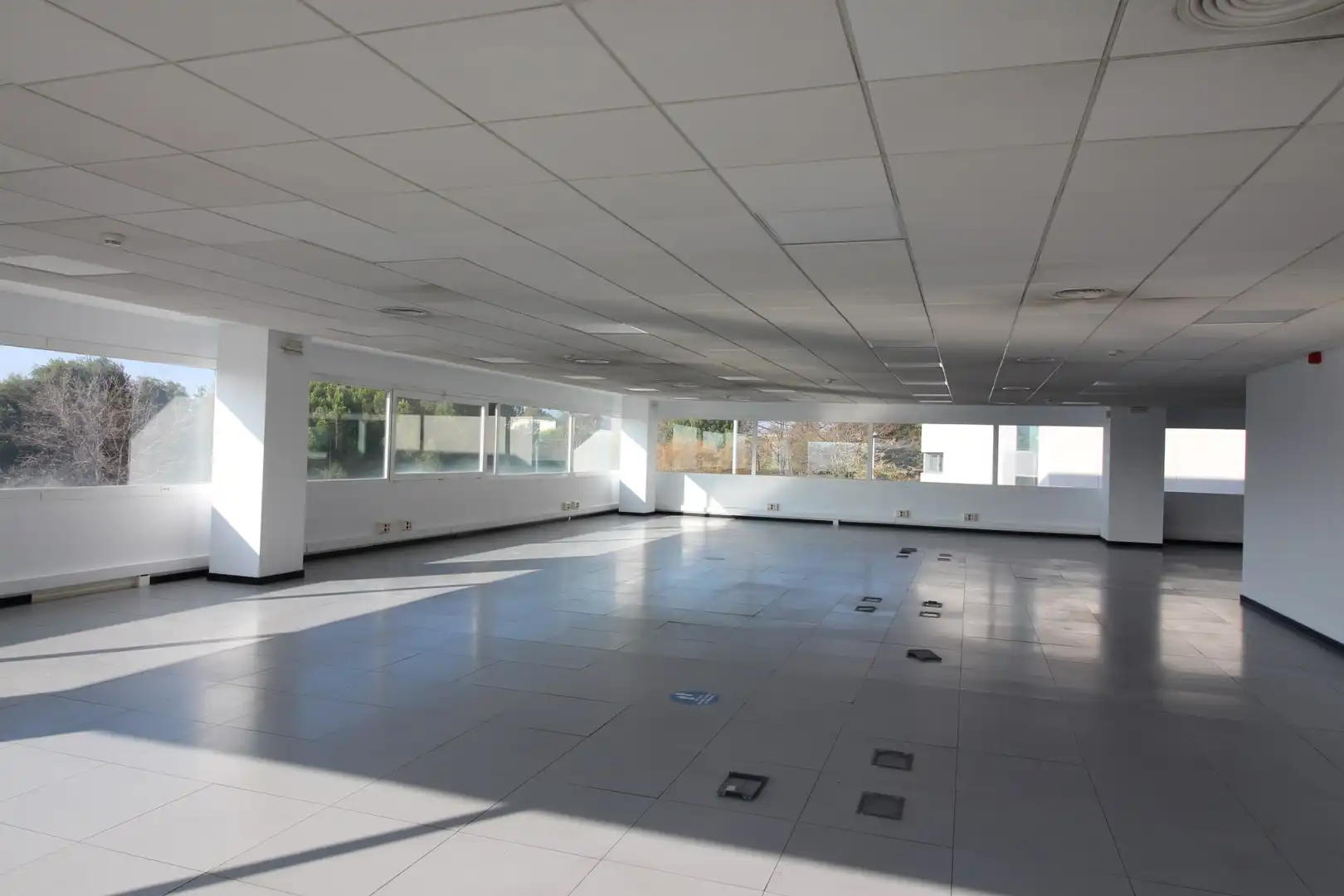 Büro zur Miete in Sant Cugat del Vallès mit Klimaanlage