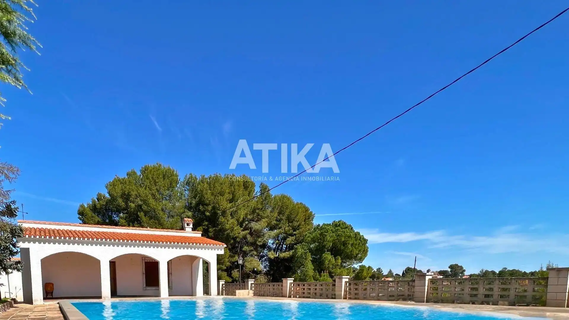Piscina de Casa o xalet en venda en Ontinyent amb Calefacció, Jardí privat i Traster