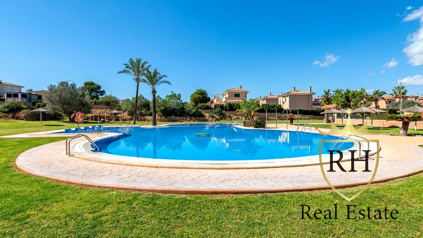 Swimming pool of Houses for sale in Manacor