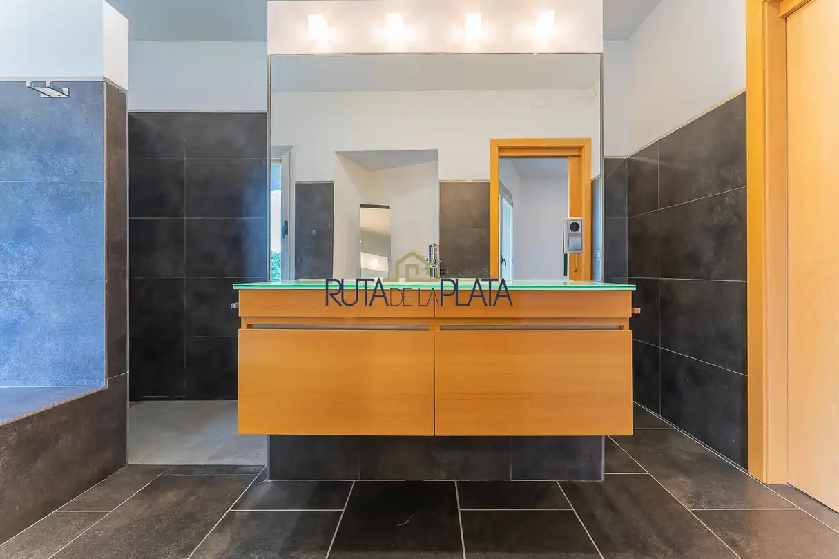Baño de Casa o chalet en venta en Zamora Capital  con Calefacción, Jardín privado y Piscina