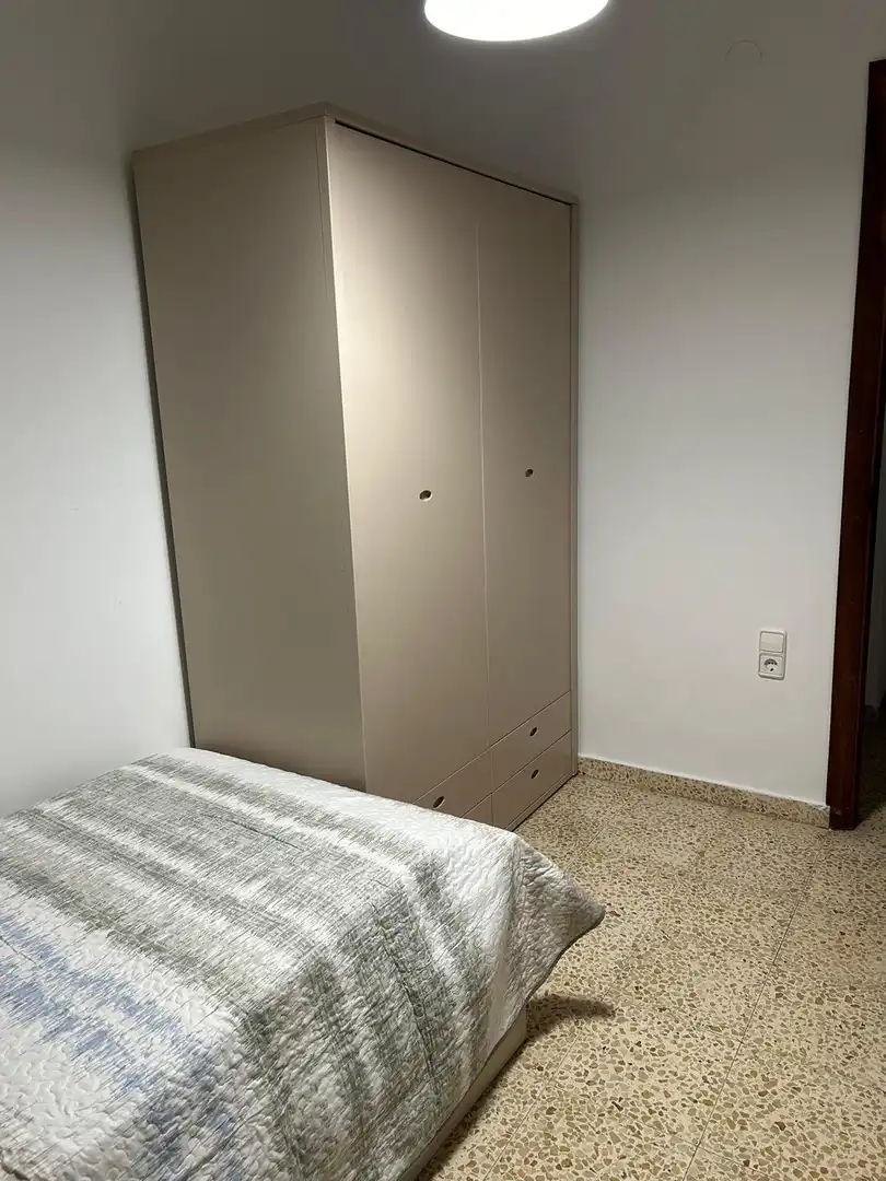 Habitación de Piso de alquiler en Alboraya con Amueblado y Balcón