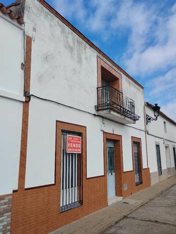 Casa-chalet en Venta en Puebla de Sancho Pérez