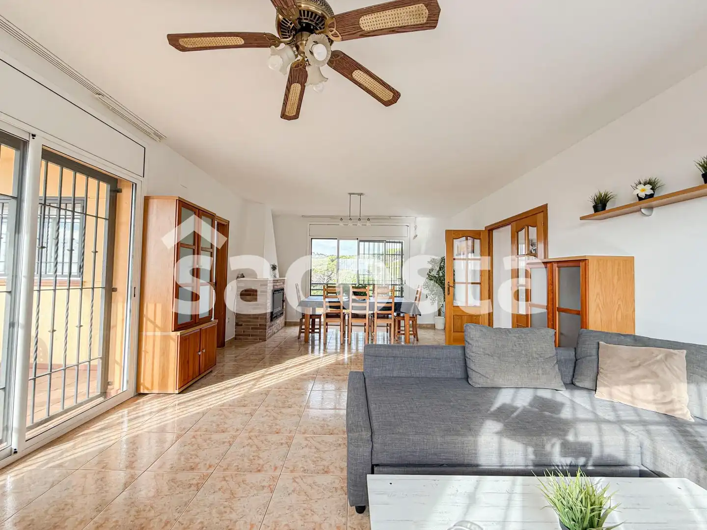 Sala de estar de Casa o chalet en venta en Lloret de Mar con Aire acondicionado, Calefacción y Jardín privado