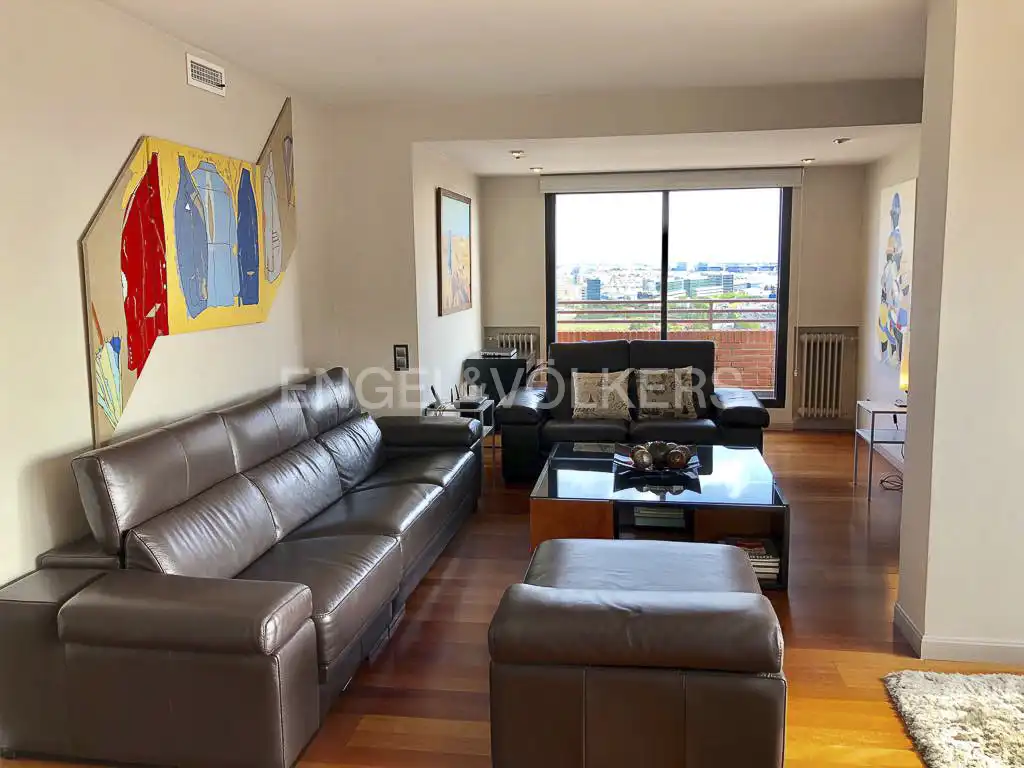 Living room of Attic for sale in Madrid  with Air Conditioner, Heating and Private garden