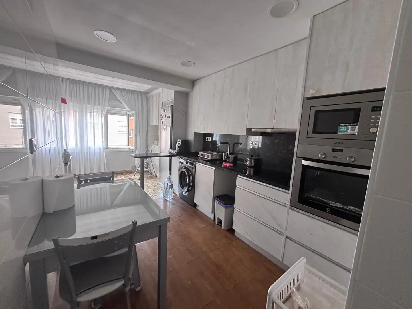 Cocina de Piso en venta en Calahorra con Calefacción, Terraza y Amueblado