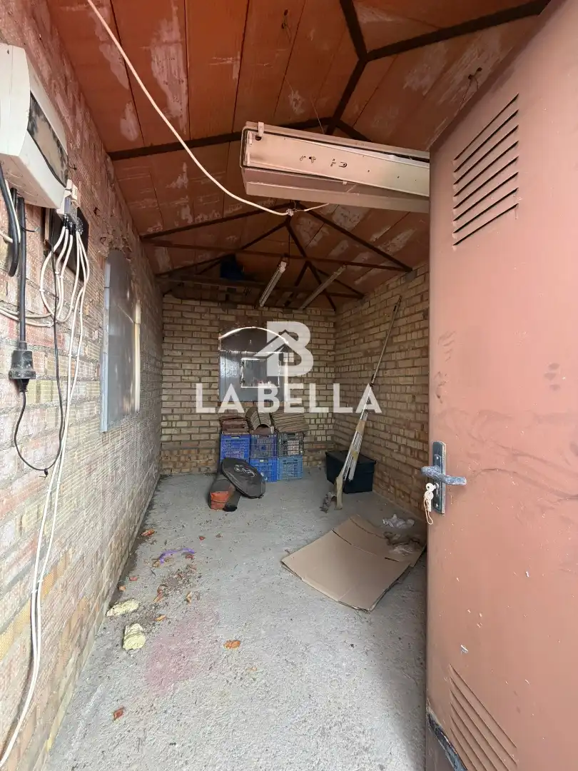 Casa o xalet en venda en Umbrete amb Aire condicionat, Traster i Moblat