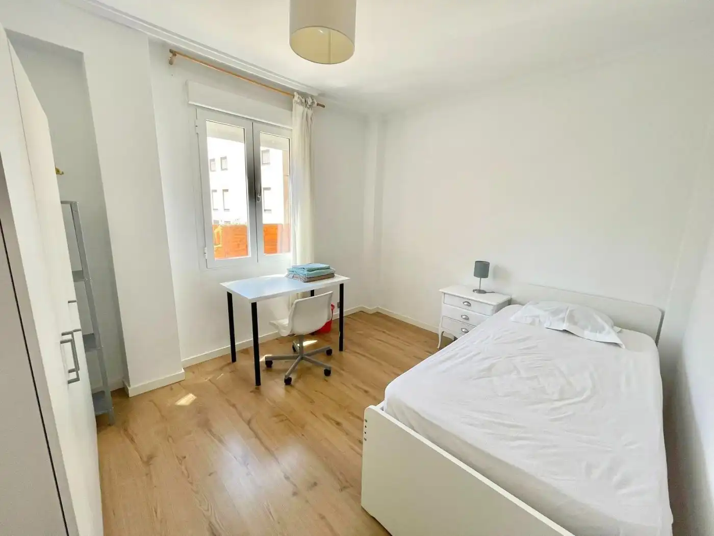 Habitación de Piso de alquiler en Valencia con Aire acondicionado, Calefacción y Parquet