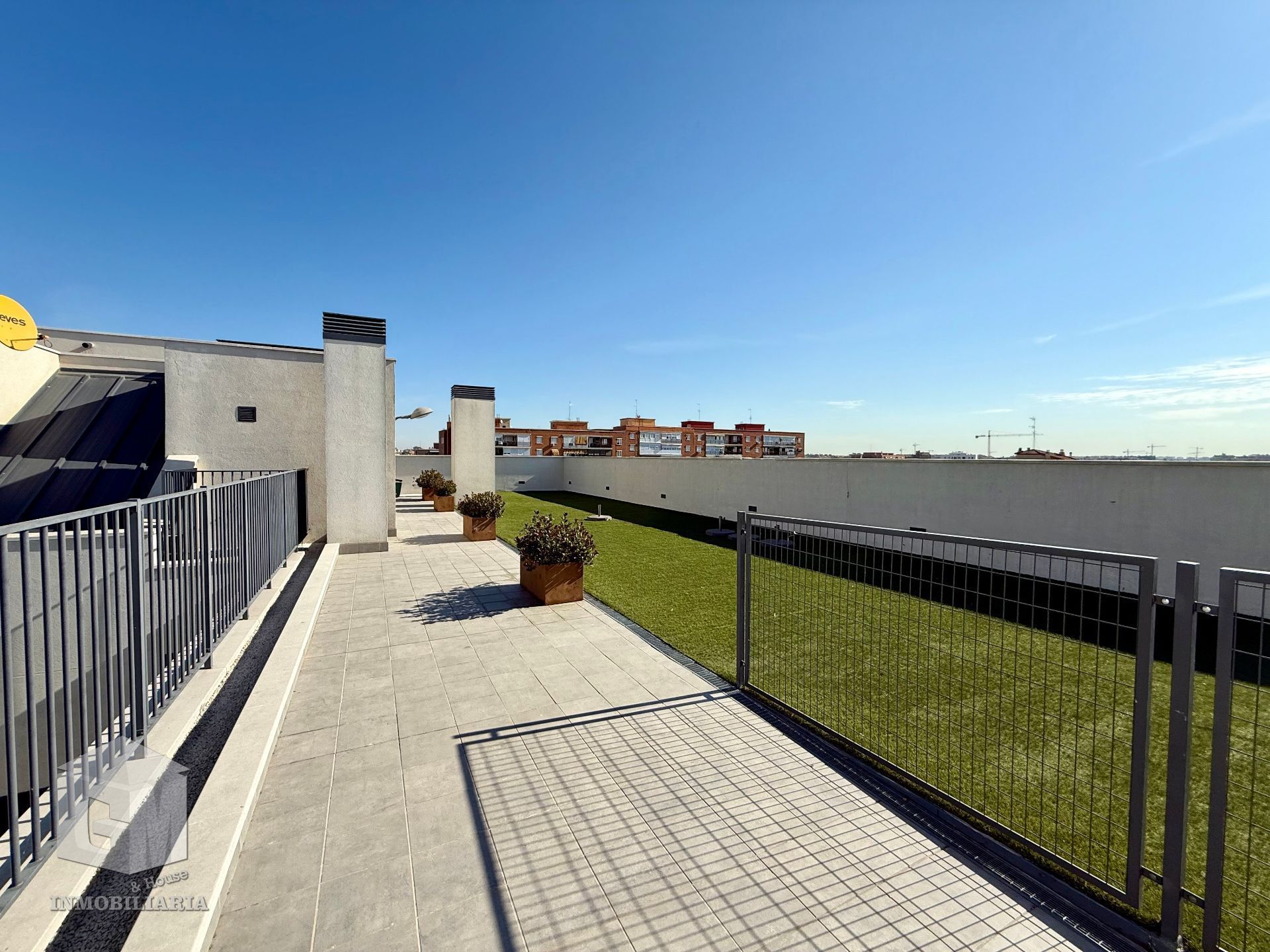 Flat for sale in Suroeste - Zona Hospital