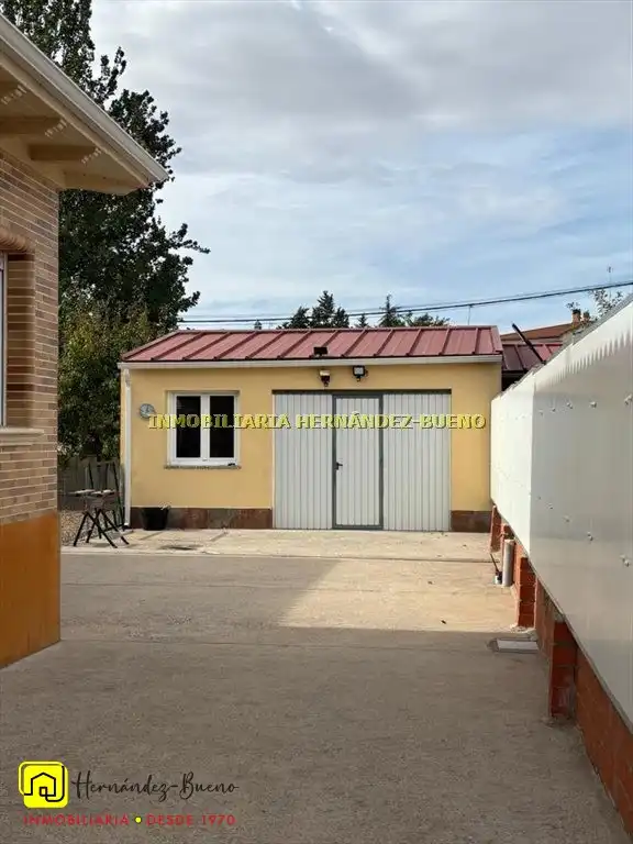 Aparcament de Casa o xalet en venda en Cañizal, Zamora