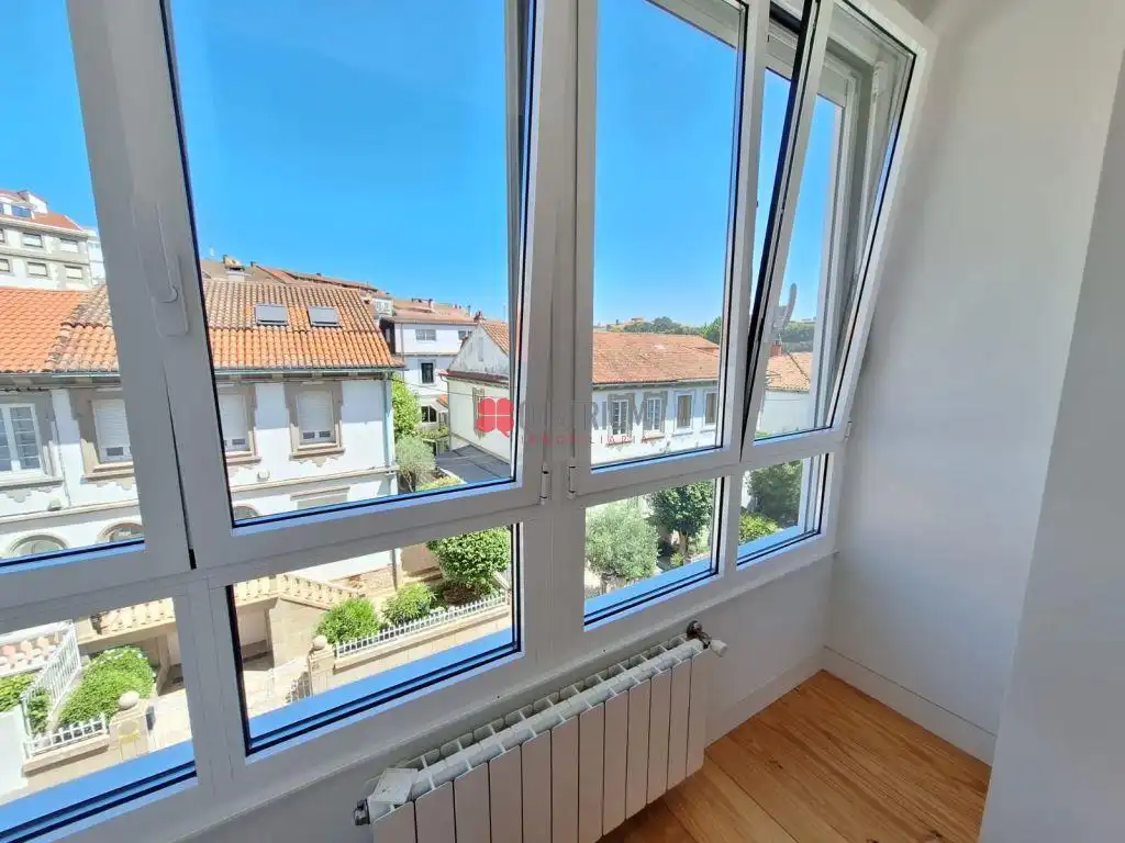 Terraza de Piso de alquiler en Santiago de Compostela  con Calefacción