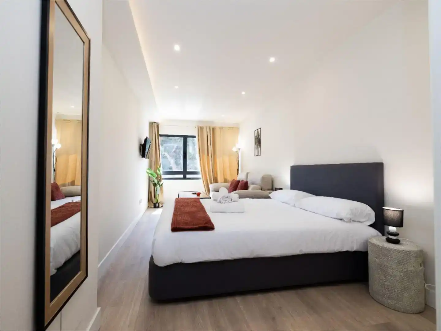 Habitación de Apartamento de alquiler en Madrid con Aire acondicionado y Amueblado