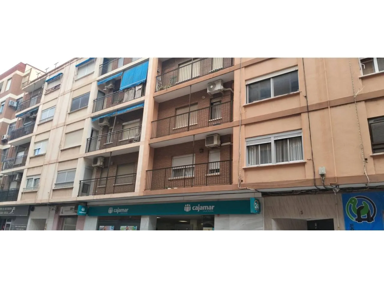Exterior view of Flat for sale in  Valencia Capital  with Air Conditioner and Balcony