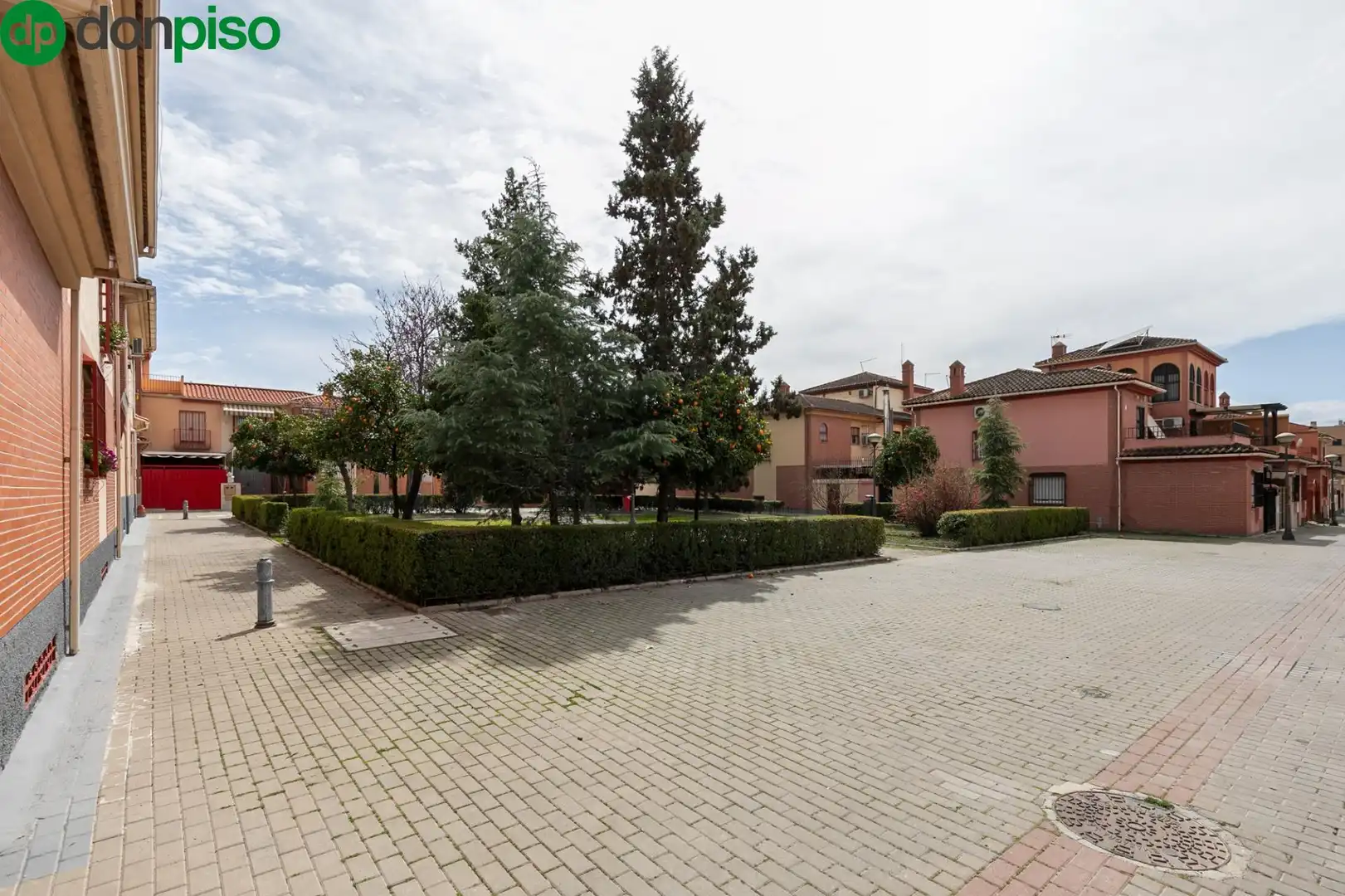 Casa adosada en venda a Calle ELISA SORIANO, Angustias - Chana - Encina