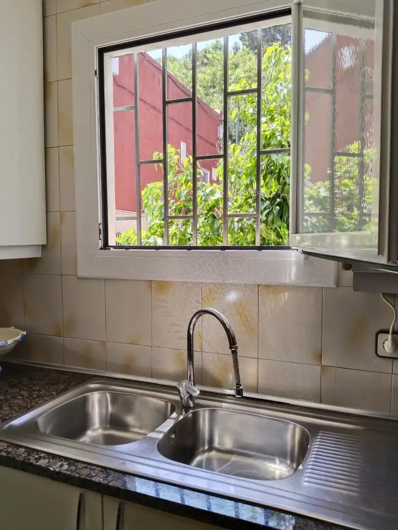 Cocina de Piso en venta en Barcelona con Calefacción y Balcón
