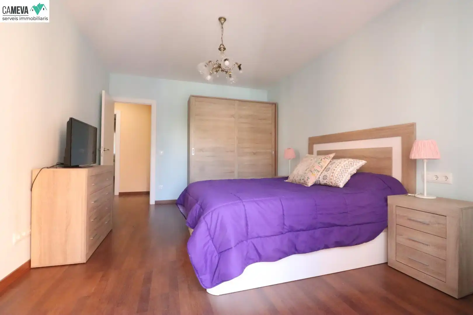 Dormitori de Pis en venda en Sabadell amb Calefacció, Parquet i Terrassa