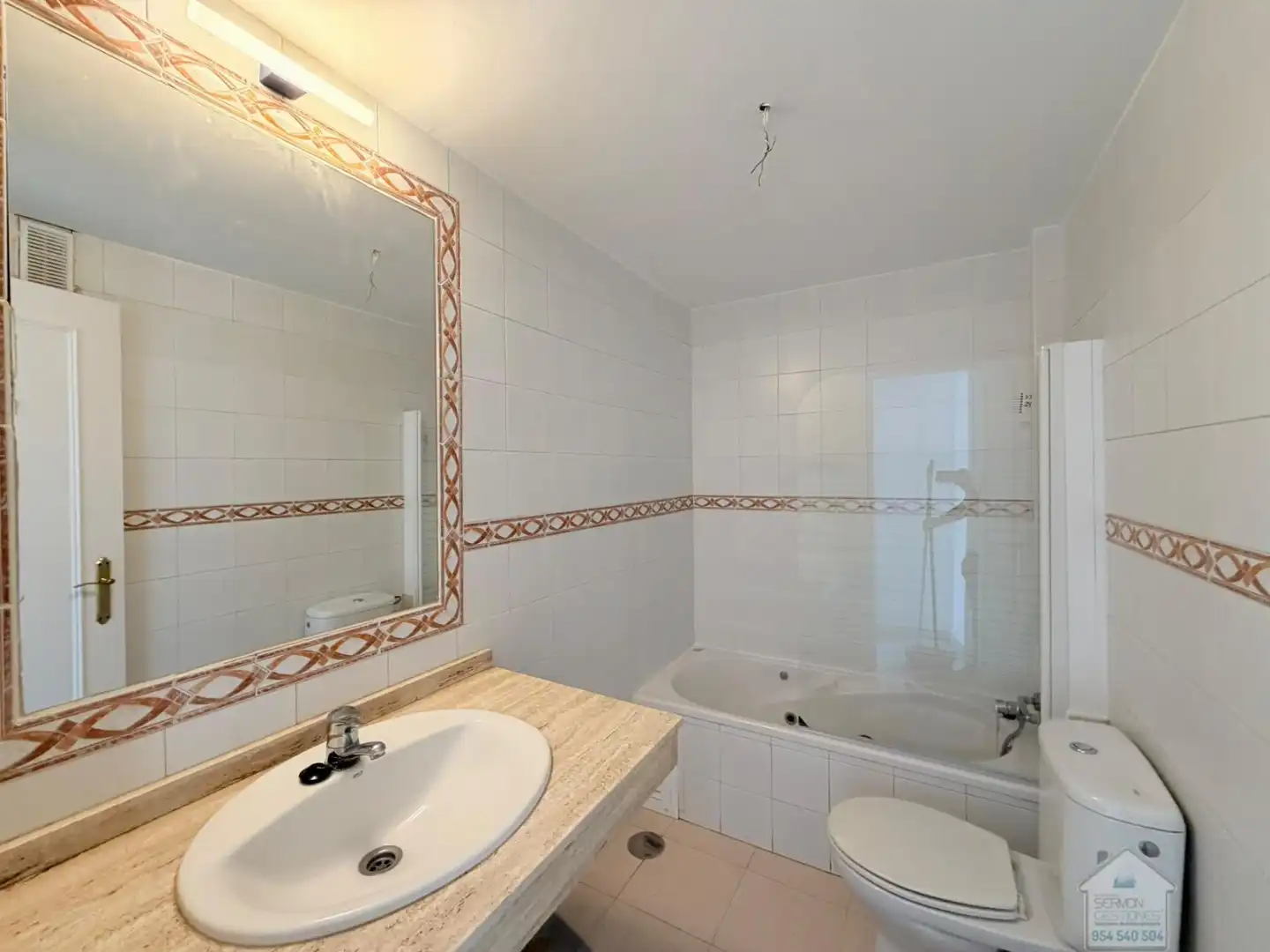 Apartament amb terrassa de lloguer a Casco Antiguo, imagen 14