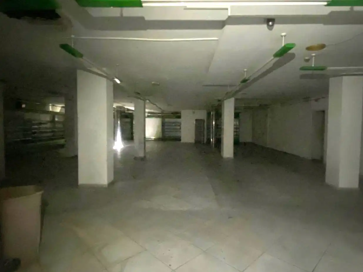 Business premises for sale in Carrer de l'Alcalde Armengou, imagen 21