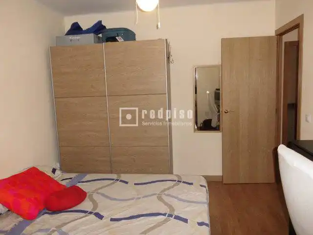Bedroom of Flat for rent in Sevilla  with Air Conditioner, Terrace and Storage room