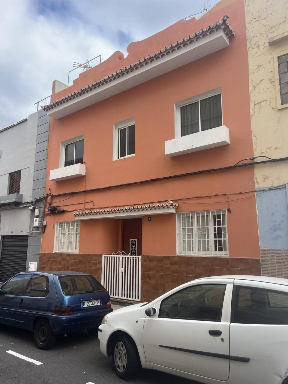 Exterior view of Planta baja for sale in  Santa Cruz de Tenerife Capital  with Terrace and Furnished