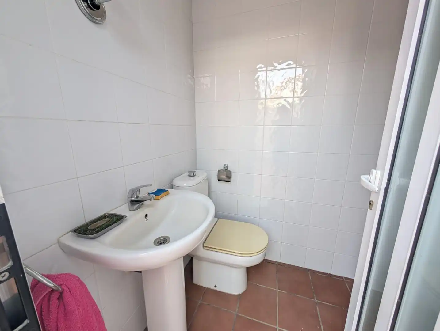 Badezimmer von Haus oder Chalet zum Verkauf in Gandia mit Heizung, Privatgarten und Terrasse