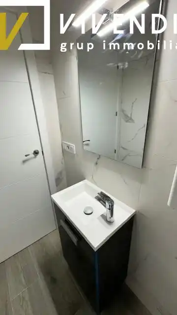 Piso con terraza en venta en Calle BALMES, imagen 7