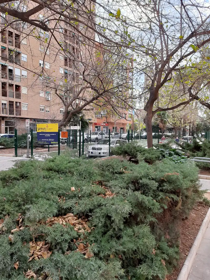 Außenansicht von Garage zur Miete in Valencia