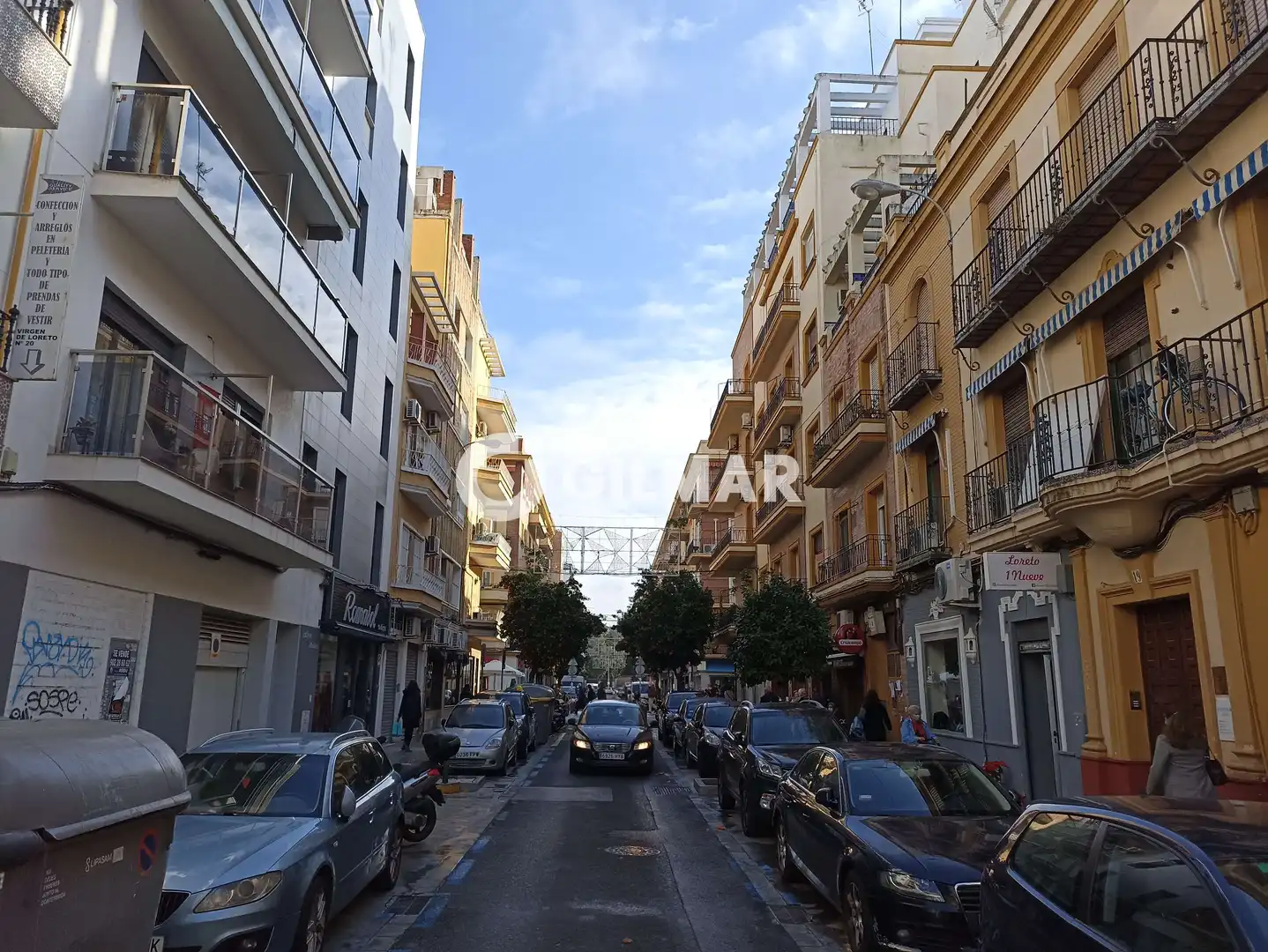 Vista exterior de Local de alquiler en Sevilla con Calefacción