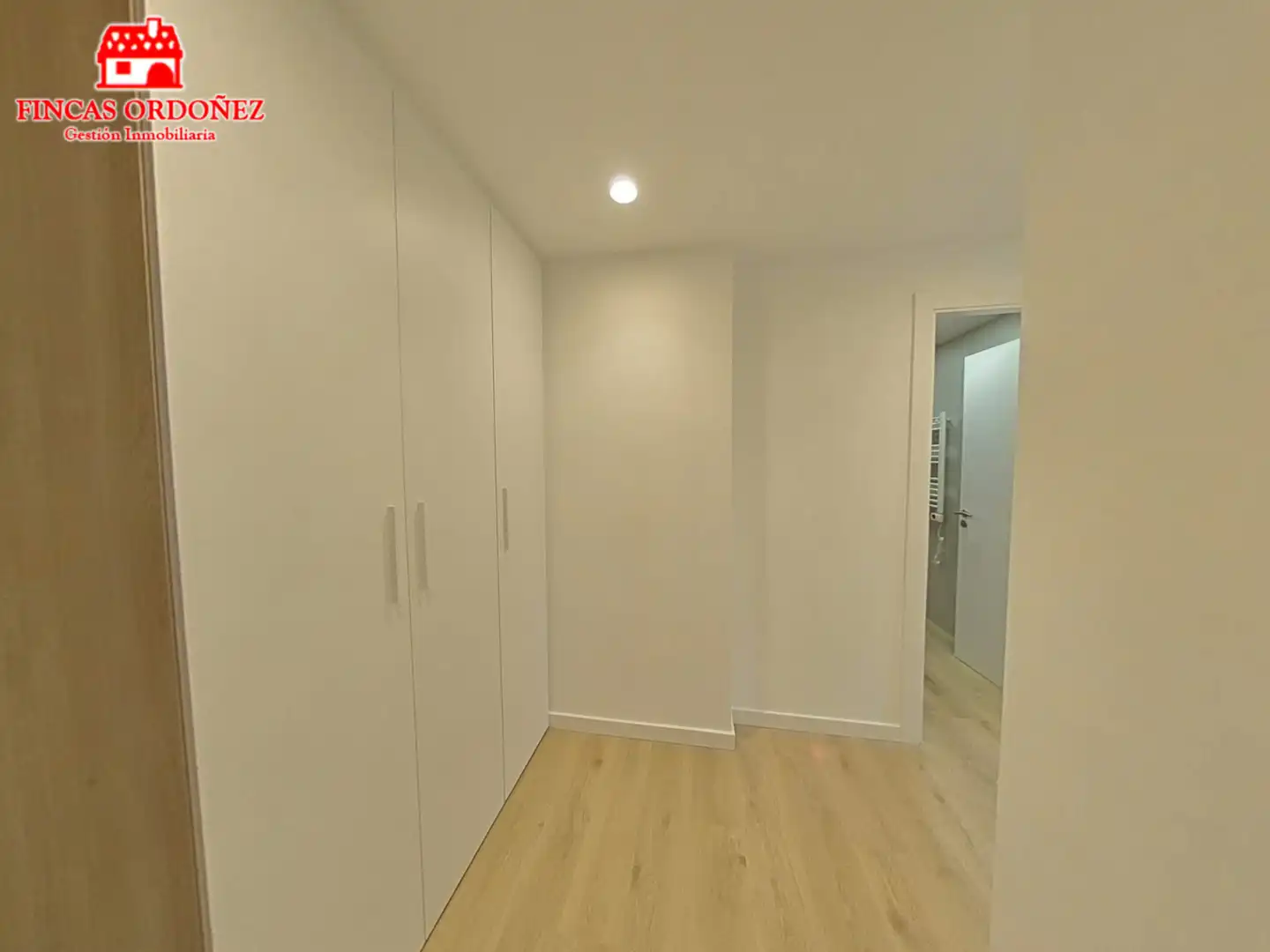 Wohnung zum Verkauf in Sant Andreu de la Barca mit Klimaanlage, Heizung und Balkon