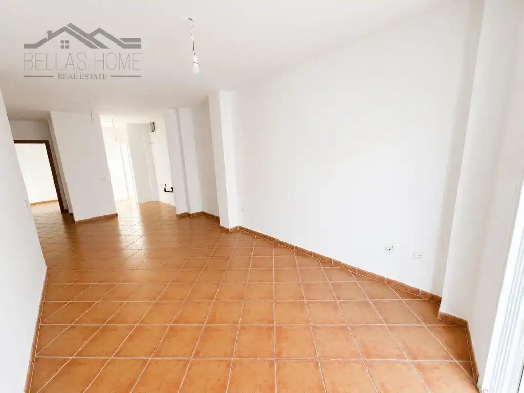 Piso en venta en Estepona con Balcón