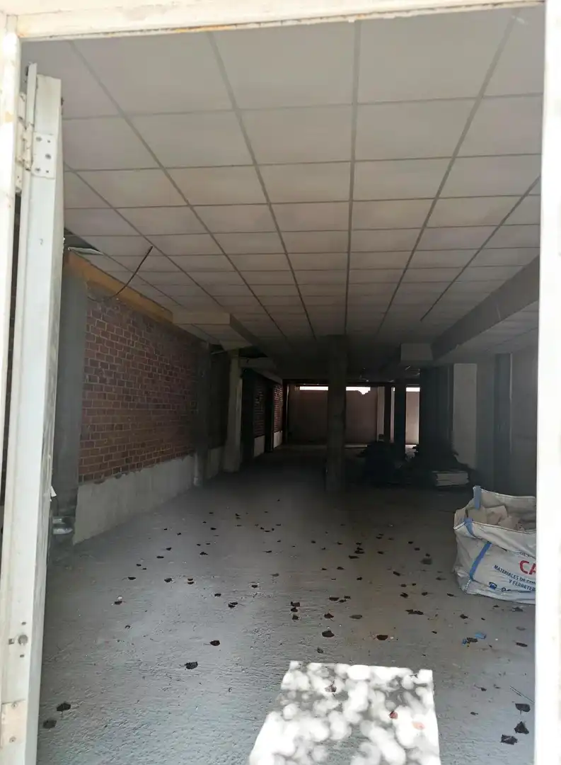 Local comercial de lloguer a Plaza de las Regas, imagen 8