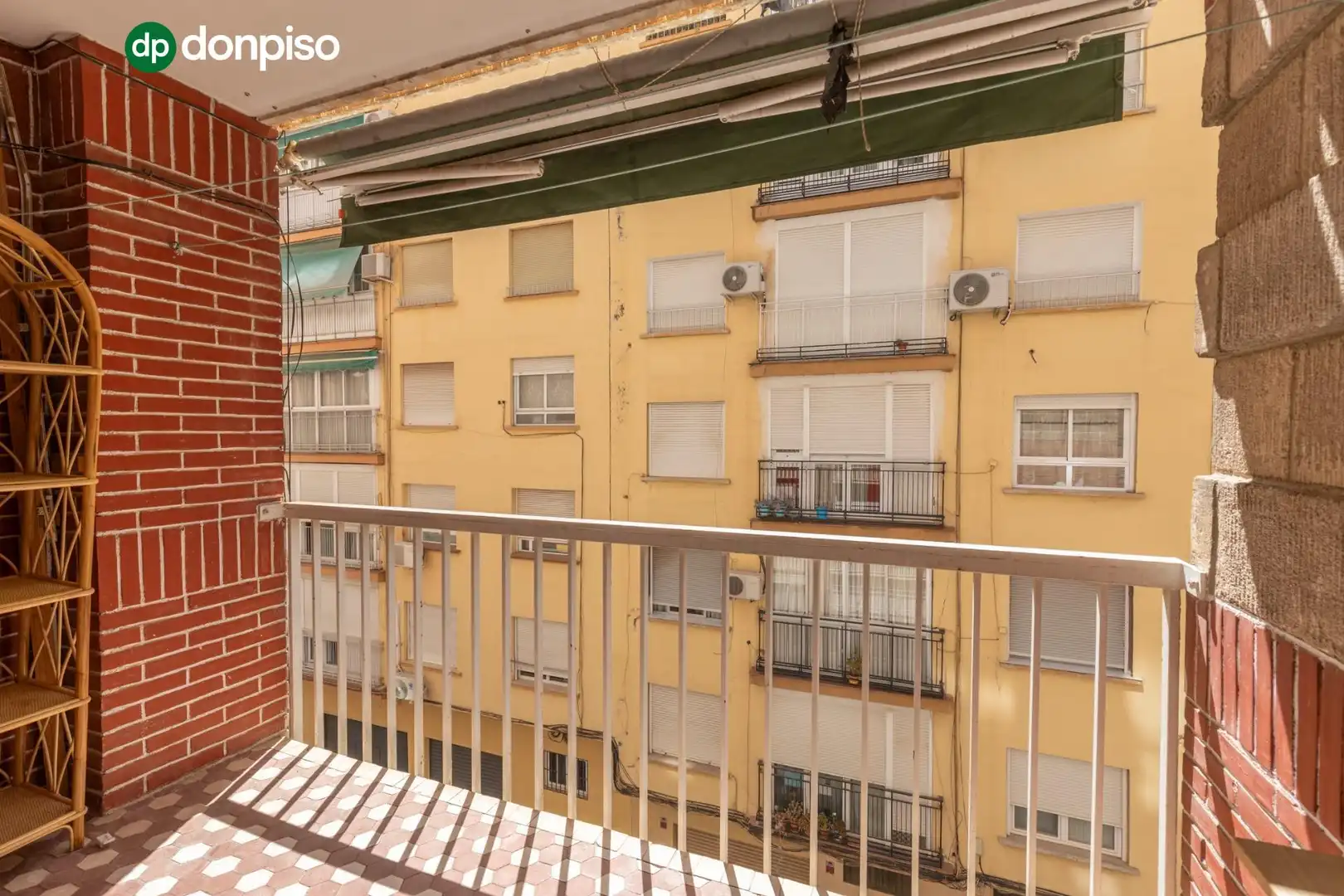 Terraza de Piso en venta en Granada con Terraza