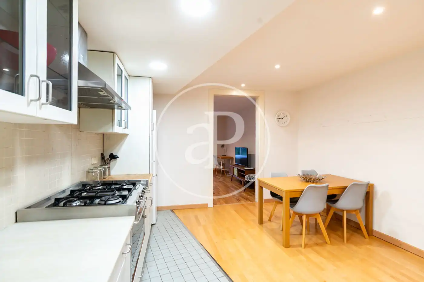 Küche von Wohnung zum Verkauf in Barcelona mit Klimaanlage, Heizung und Möbliert