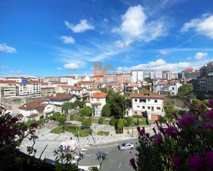 Vista exterior de Pis en venda en Santiago de Compostela 