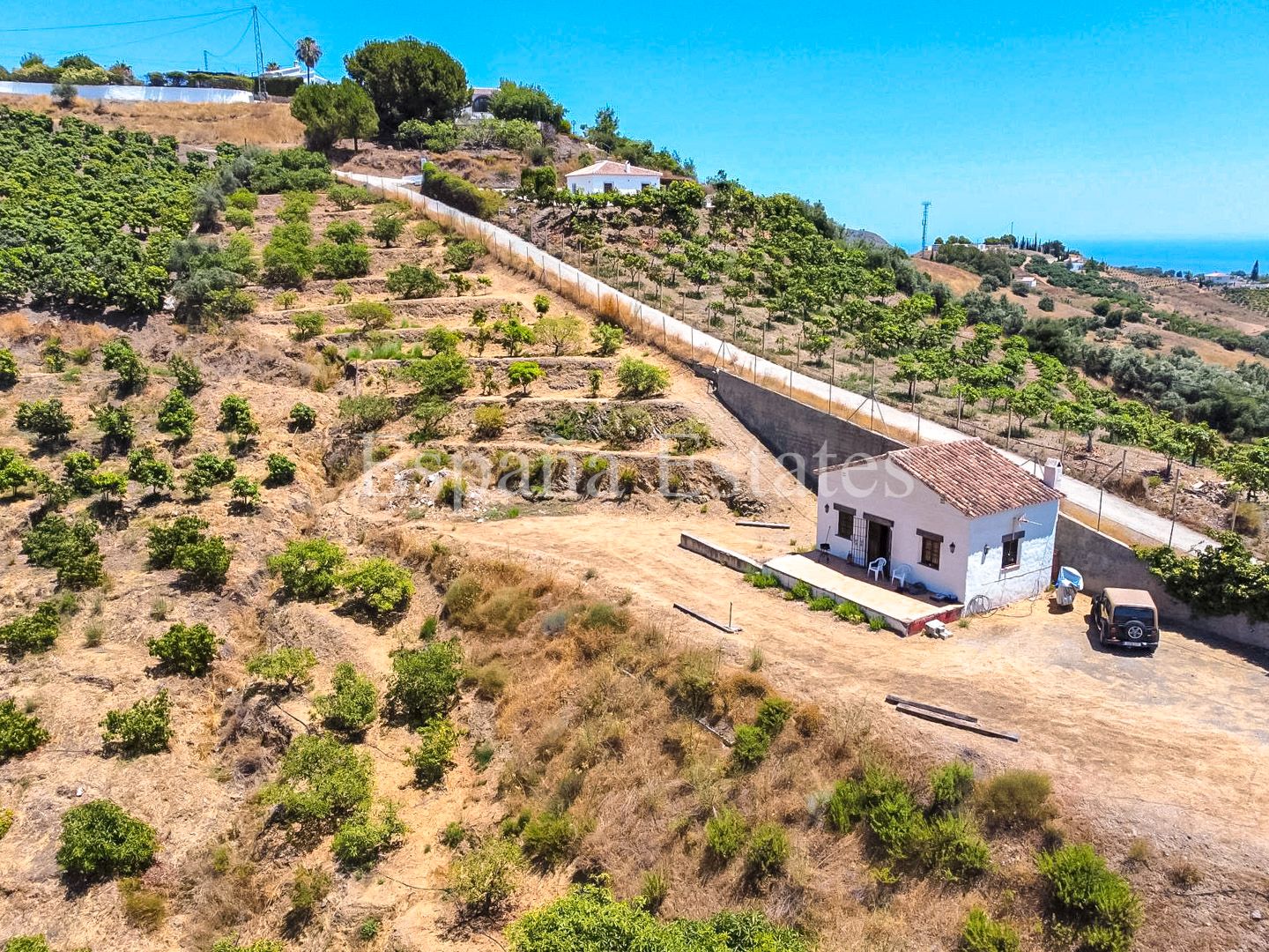 Country house for sale in Frigiliana  with Internet