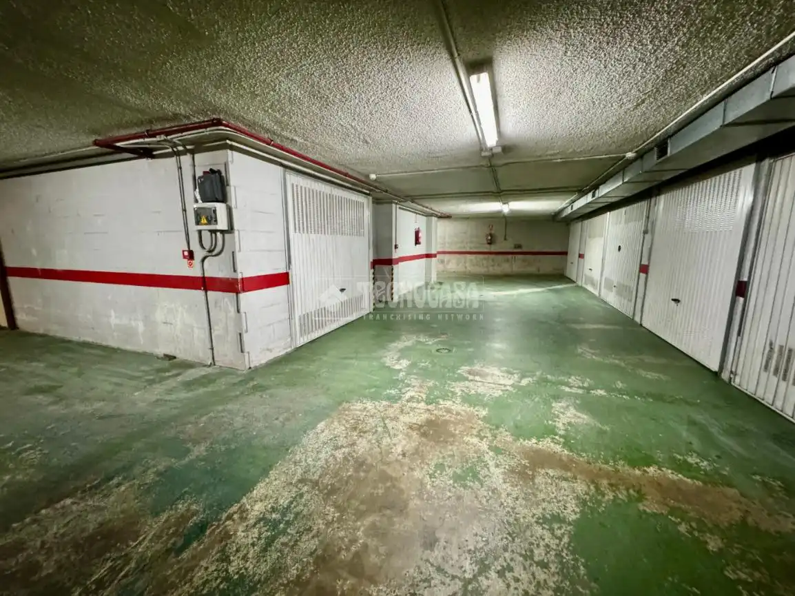 Parking de Piso en venta en El Astillero   con Calefacción, Parquet y Terraza