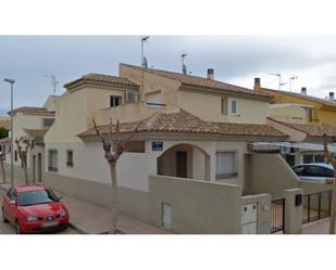 Exterior view of Single-family semi-detached for sale in Los Alcázares  with Air Conditioner, Heating and Private garden