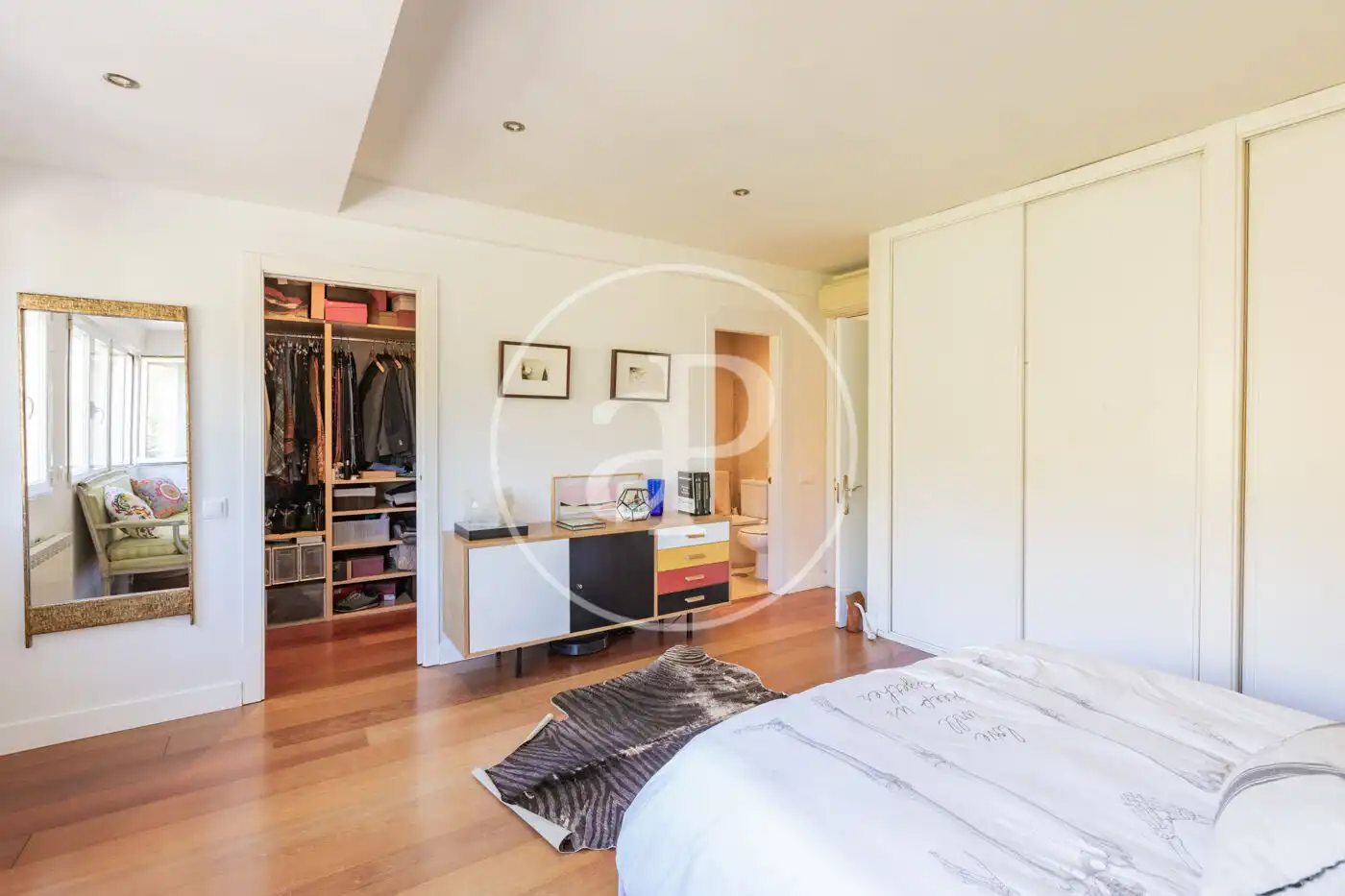 Habitación de Casa adosada en venta en Club de Campo con Aire acondicionado, Calefacción y Jardín privado