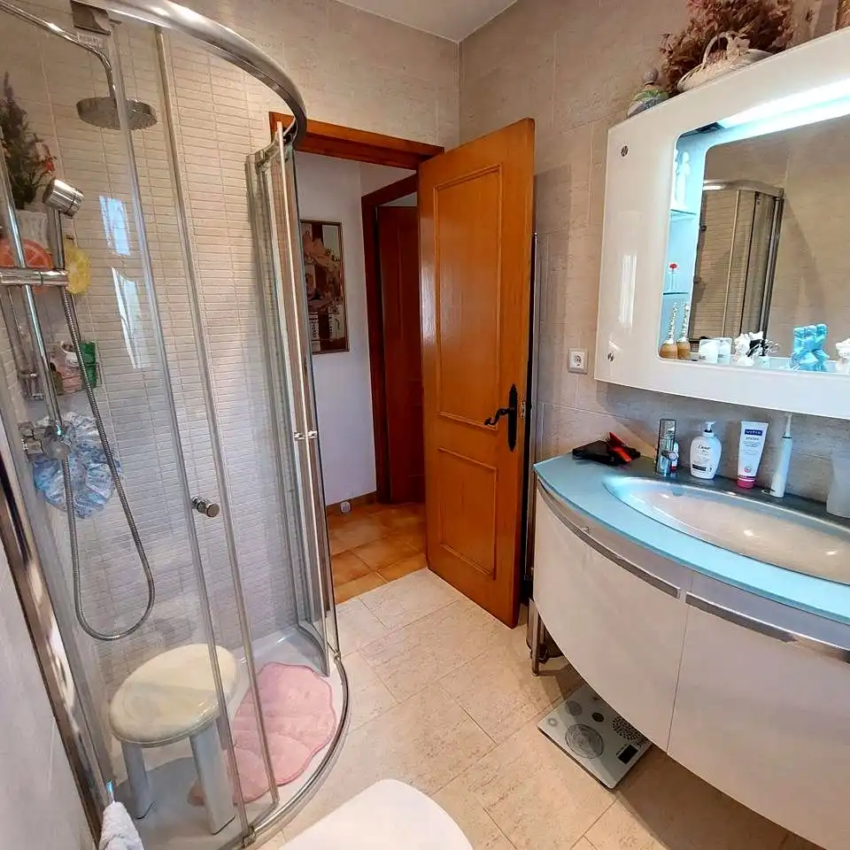 Baño de Casa o chalet en venta en El Vendrell con Aire acondicionado, Calefacción y Jardín privado
