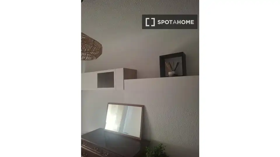 Room in Pinar del Rey