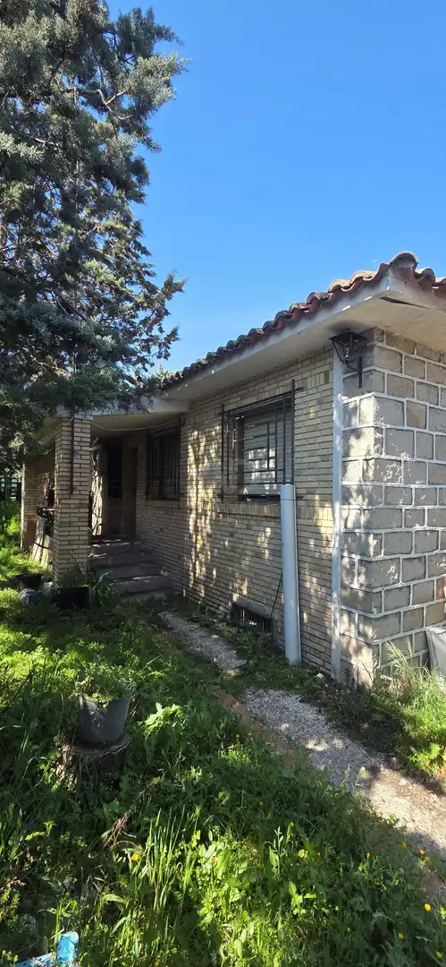 Vista exterior de Casa o xalet en venda en Sevilla la Nueva amb Calefacció i Piscina