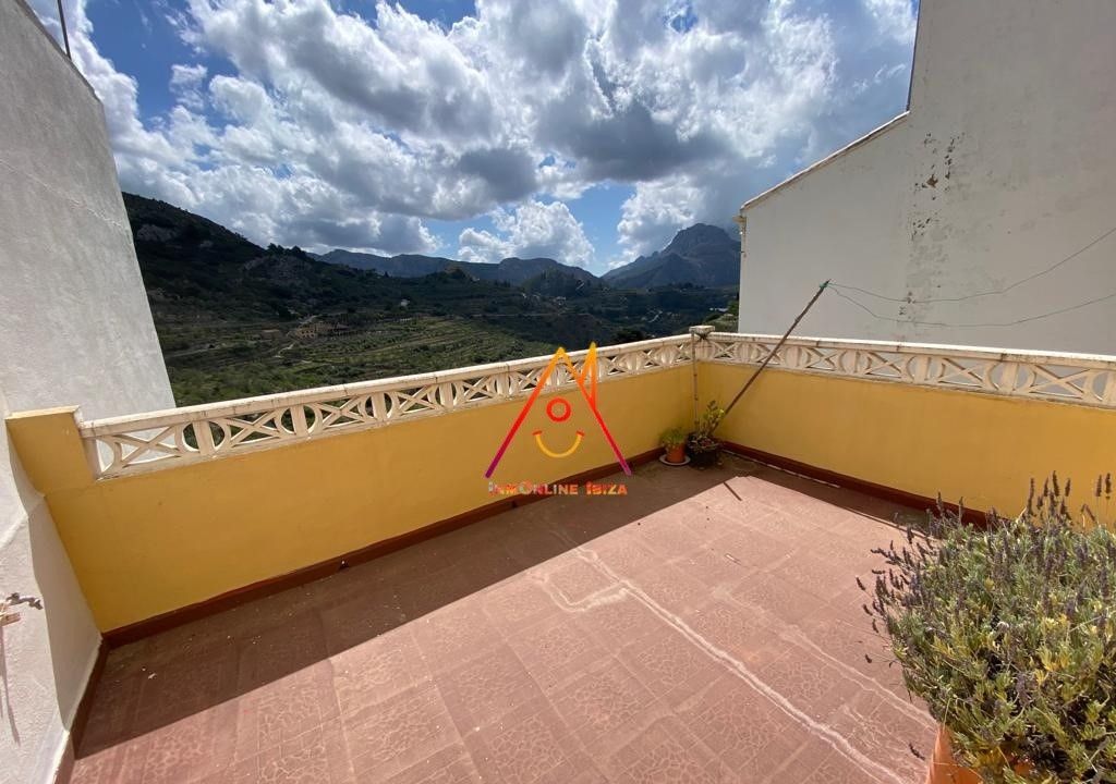 Casa o xalet de lloguer a Carrer Sant Miquel, Tàrbena