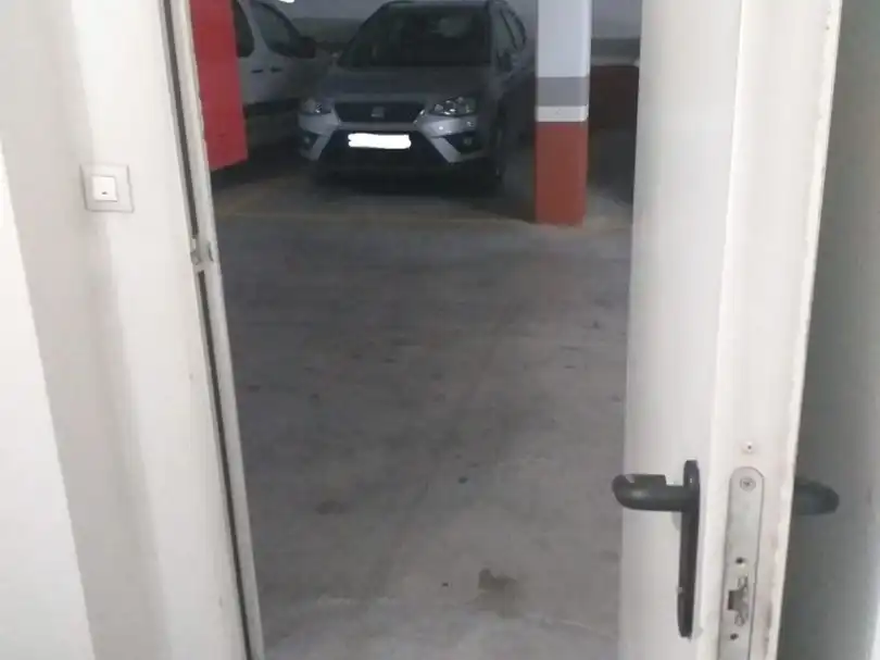 Parkplatz von Garage zur Miete in Lorca