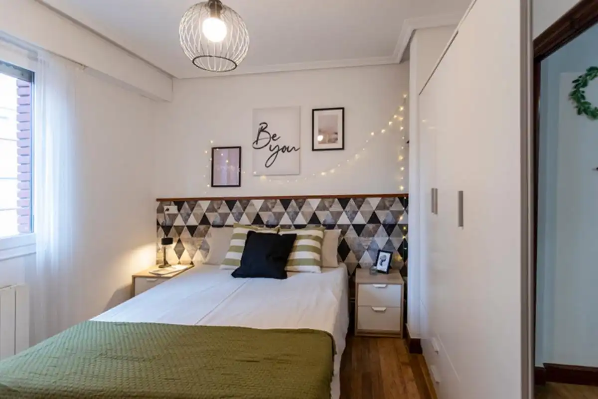 Room in Santutxu - Basarrate